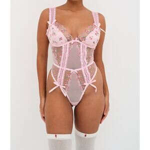 For Love & Lemons x Victoria’s Secret Maisie Teddy pink floral lace Small